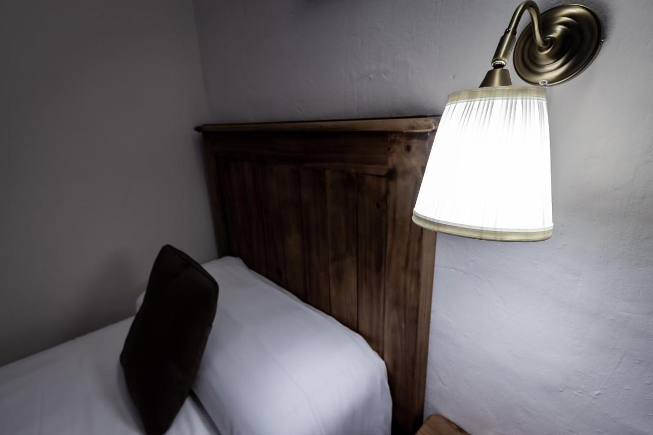 Posada Pena Pintada By Vivere Stays Cercedilla Ngoại thất bức ảnh