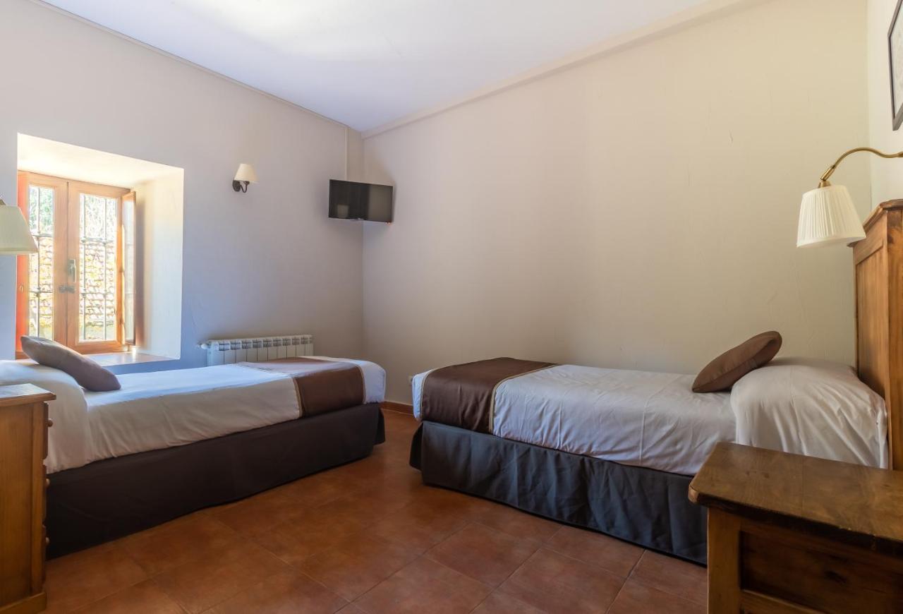 Posada Pena Pintada By Vivere Stays Cercedilla Ngoại thất bức ảnh